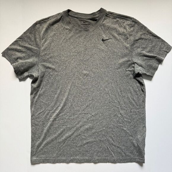 Nike Men's Grey Dri-Fit Legend Fitness T-Shirt Size Large - Picture 1 of 6